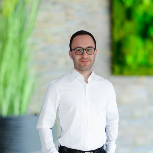 Marko mit Hintergrund